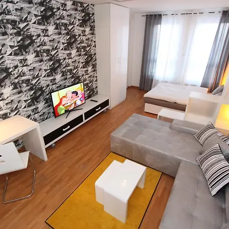 New Belgrade Apartment Neven, Parking 5 Evra Dan Dış mekan fotoğraf