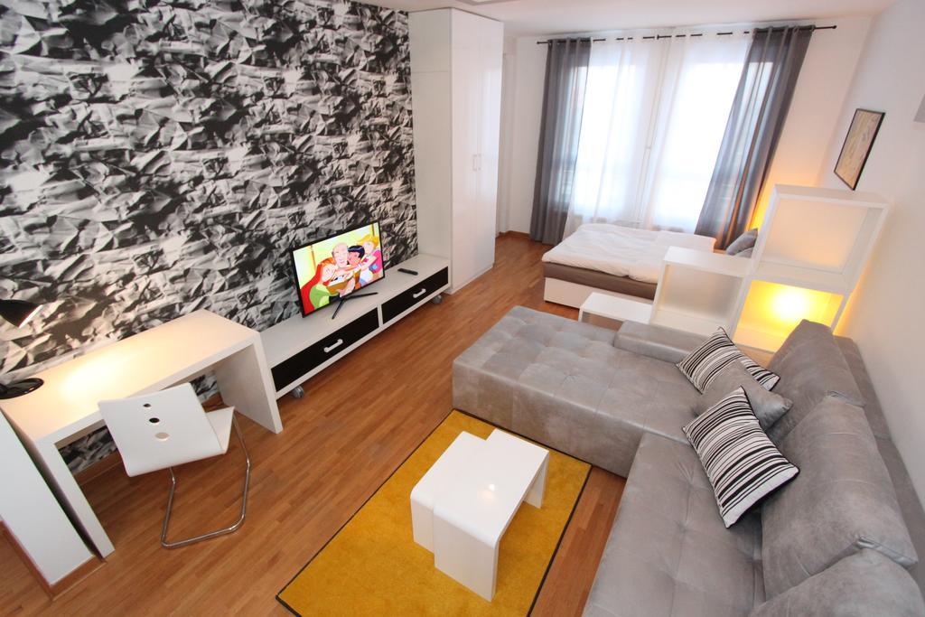 Apartment New Neven, Parking 5 Evra Dan